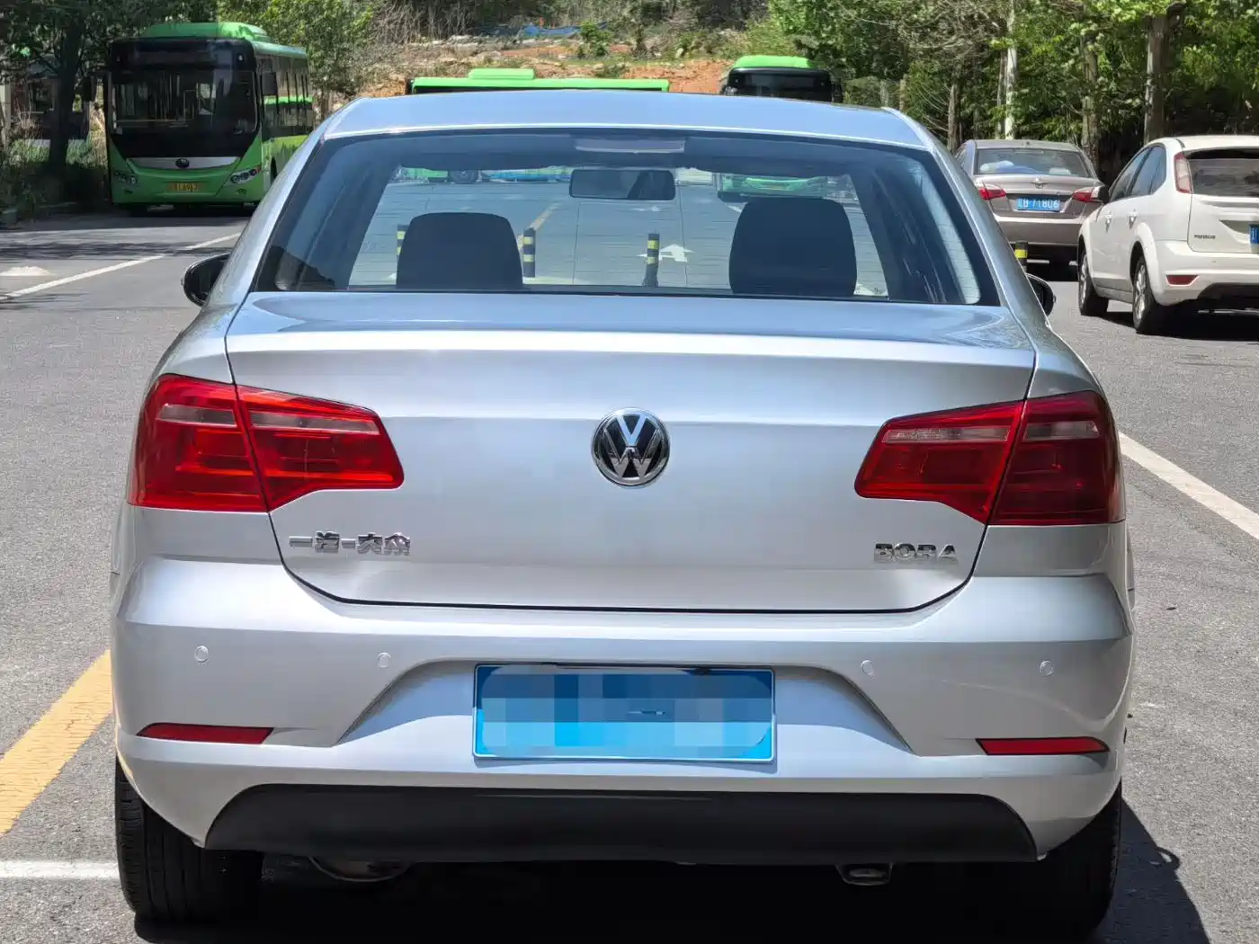 Volkswagen Bora 2014 1.6L Automatic Comfort Edition фото 5
