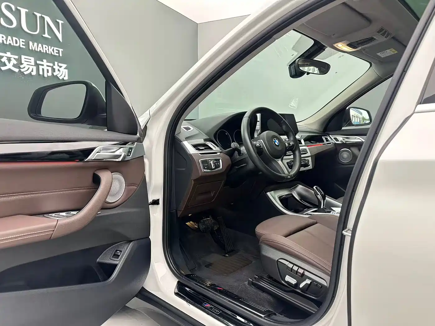 BMW X1 2022 sDrive25Li Leading фото 4