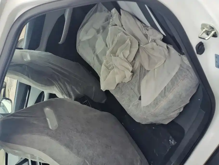 Changan UNI-V iDD 2026 2024 Blue Whale iDD 136km Smart Fun
