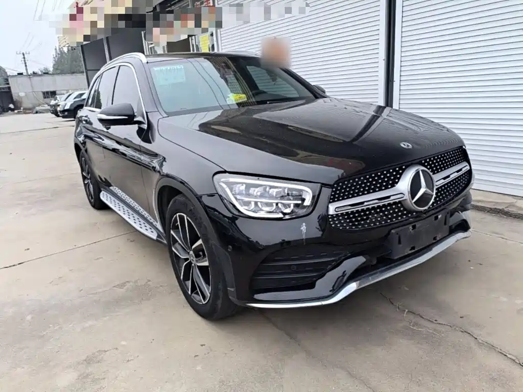 Photo 4 - Mercedes-Benz GLC