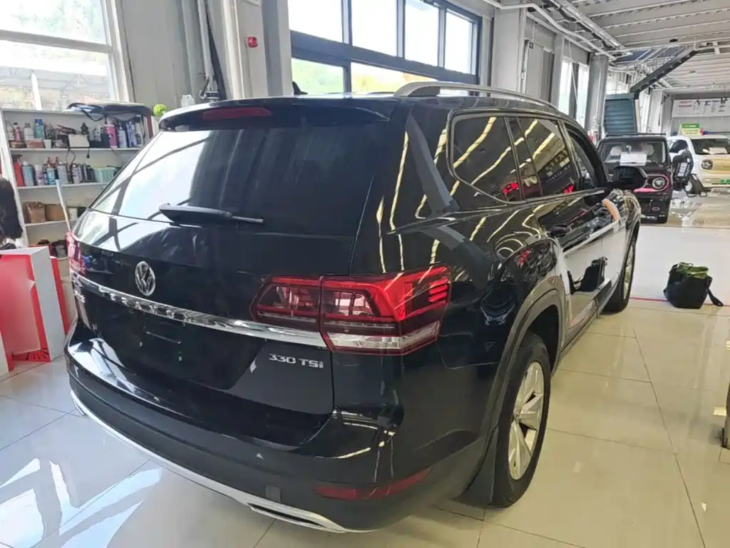 Фото 7 - Volkswagen Teramont