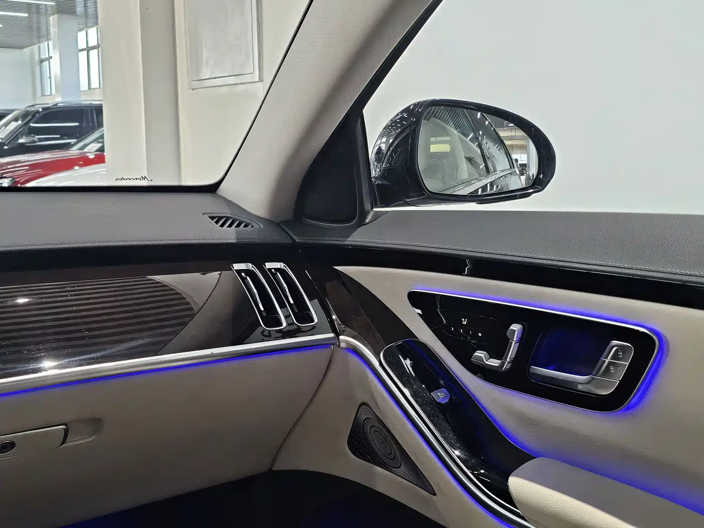 Mercedes-Benz S-Class, миниатюра 12