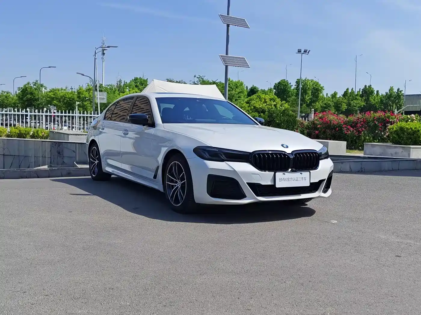BMW 5 Series New Energy 2021 535Le M Sport Package фото 3