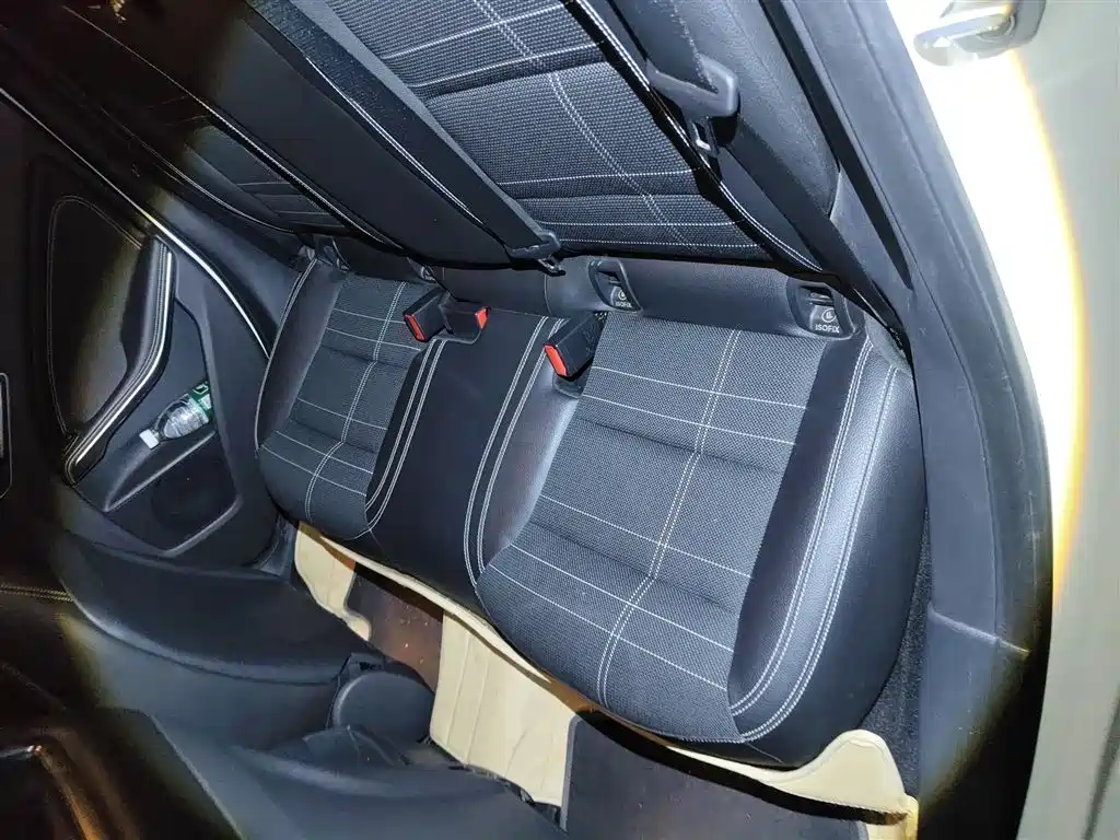 Mercedes-Benz A-Class (Import) 2015 A 200 Fashion фото 15