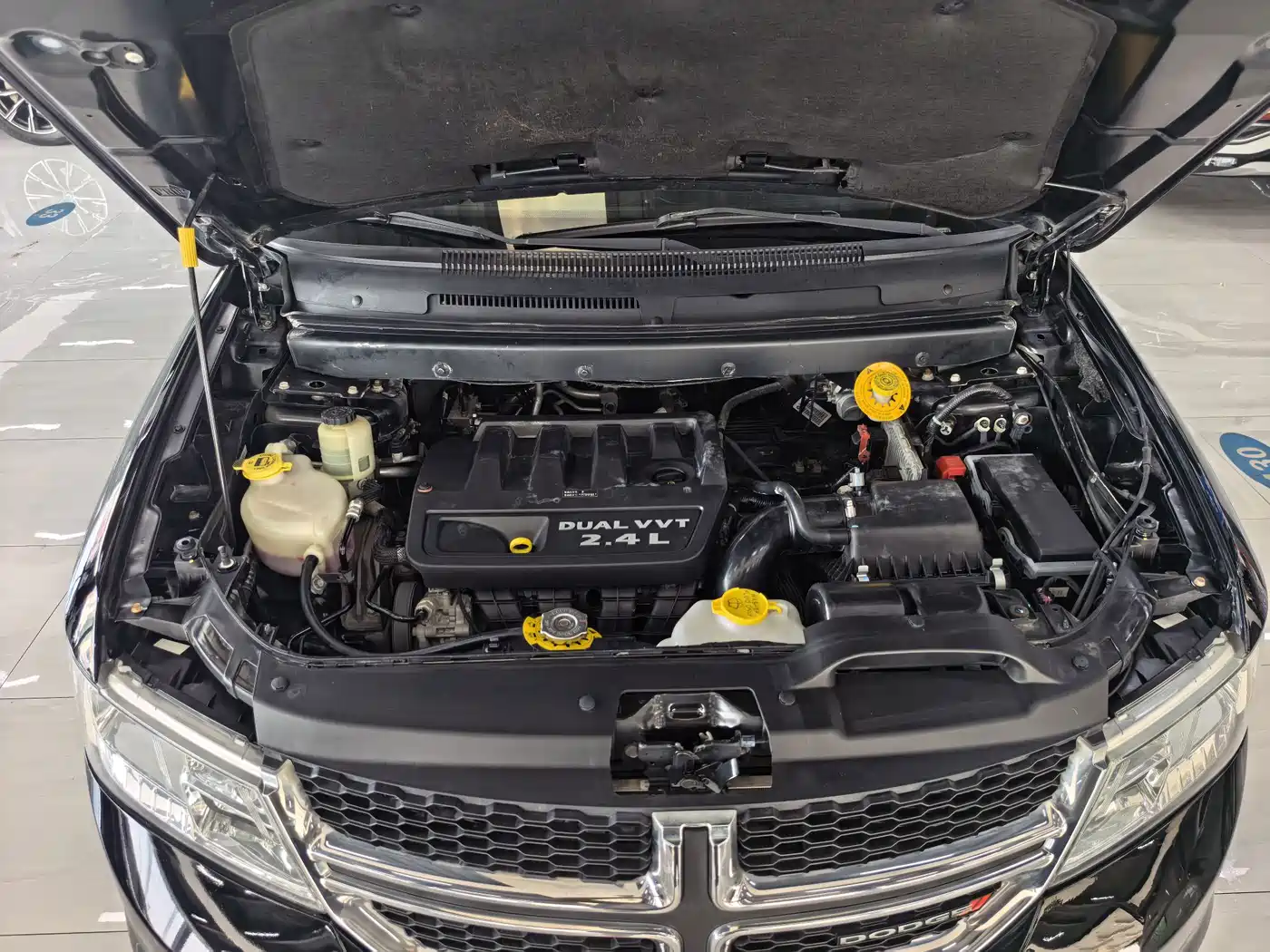 Dodge Journey 2015 2013 Model 2.4L 2WD Premium Edition