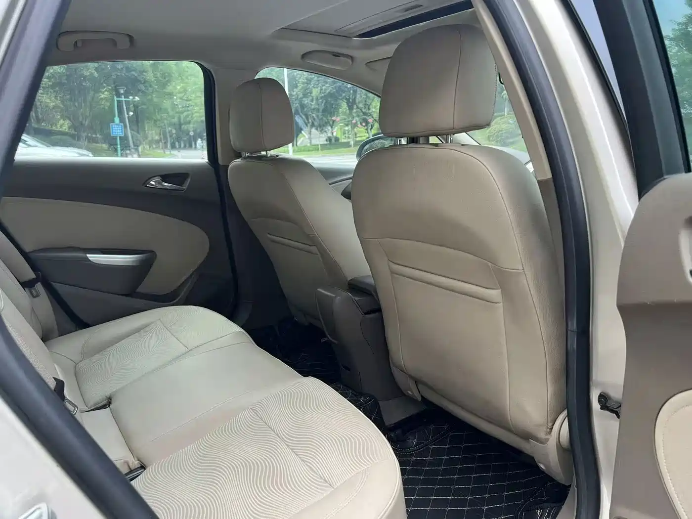Buick Excelle 2013 2013 Model GT 1.6L Manual Progressive