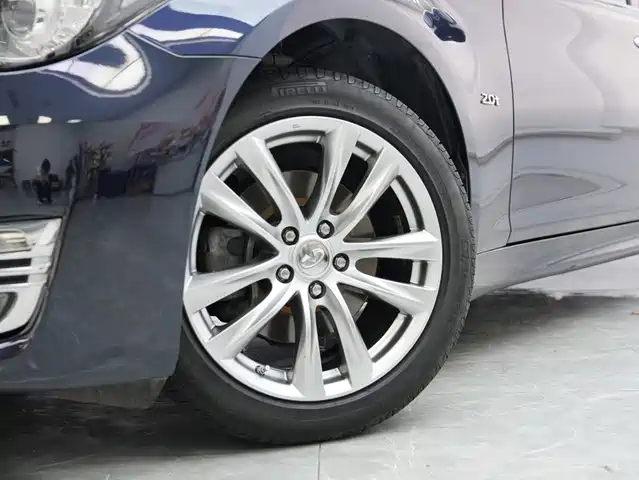 Infiniti Q70 2019 Q70L 2.0T Elite Edition — фото 3
