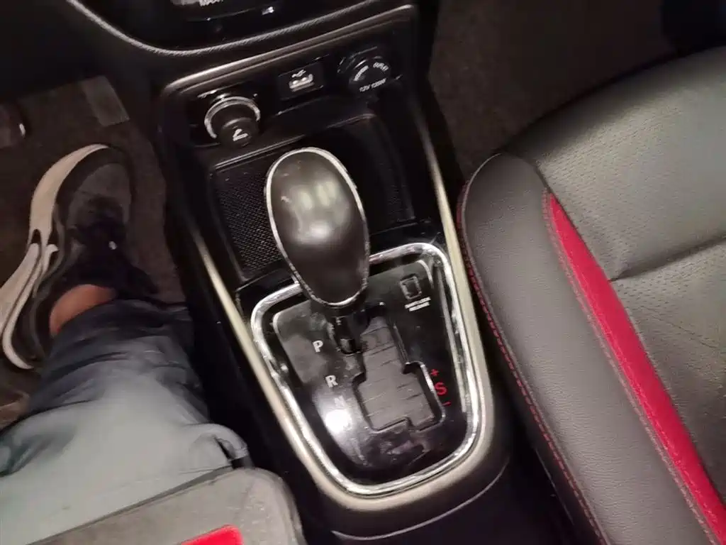 Changan CS15 2017 2016 1.5L Automatic Fashion