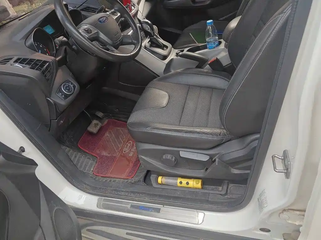 Фото 11 - Ford Kuga