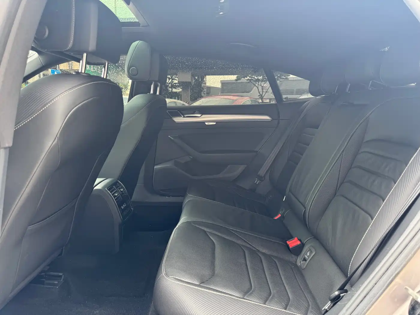 Volkswagen FAW-Volkswagen CC 2019 330TSI Charm Edition China VI фото 7