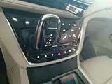 Фото 14 - Buick GL8