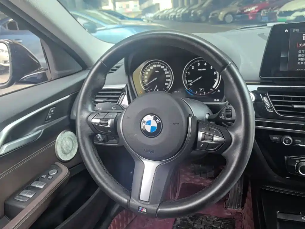 BMW 1 Series 2023 2023 125i M Sport Shadow Edition