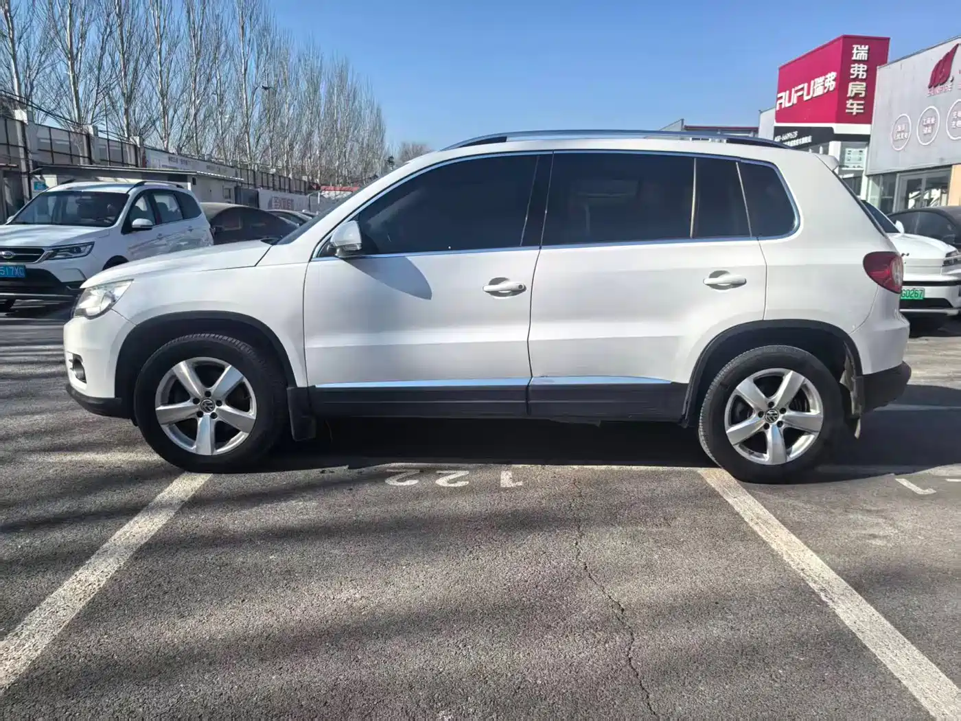 Volkswagen Tiguan фото 8