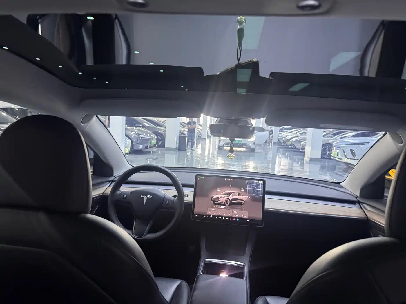 Tesla Model 3 2022 Model Rear-Wheel Drive Version фото 7
