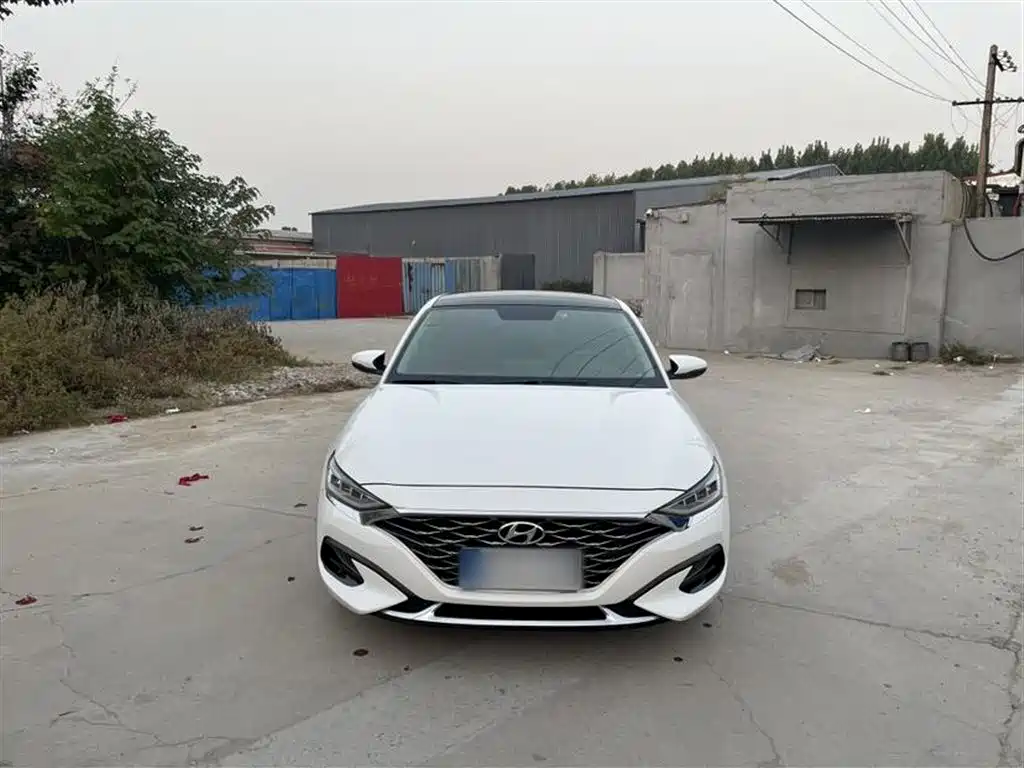 Hyundai Fista 2019 280TGDi Smart Speed Edition China V фото 3