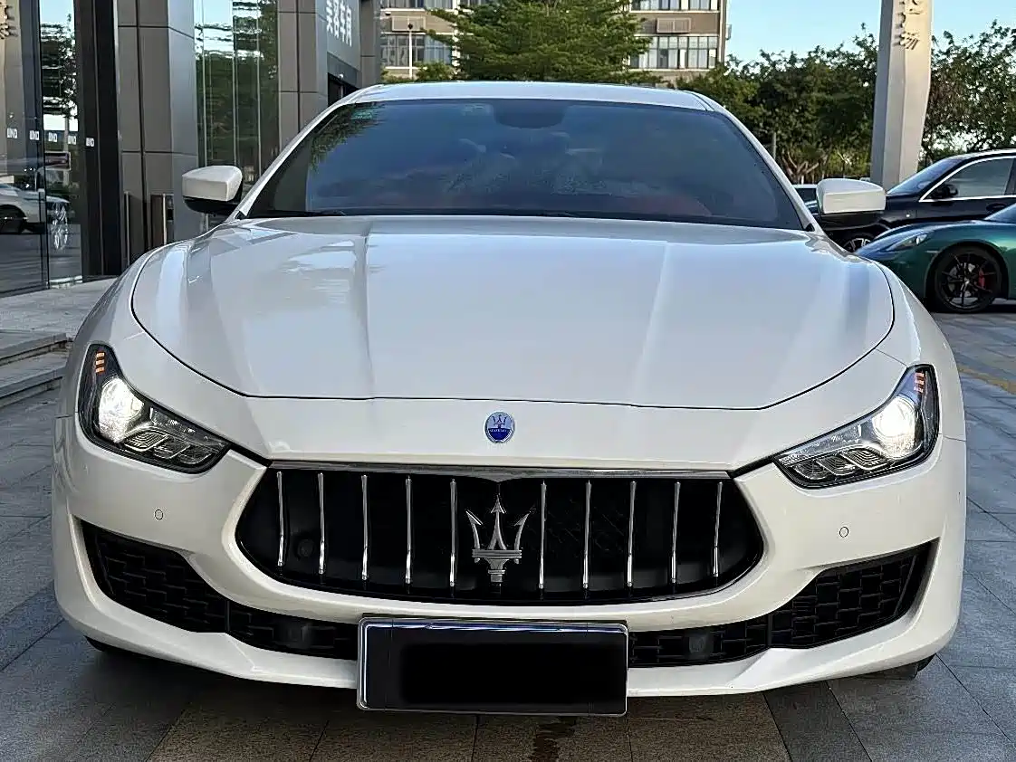 Maserati Ghibli 2021 2.0T Edge Edition фото 2