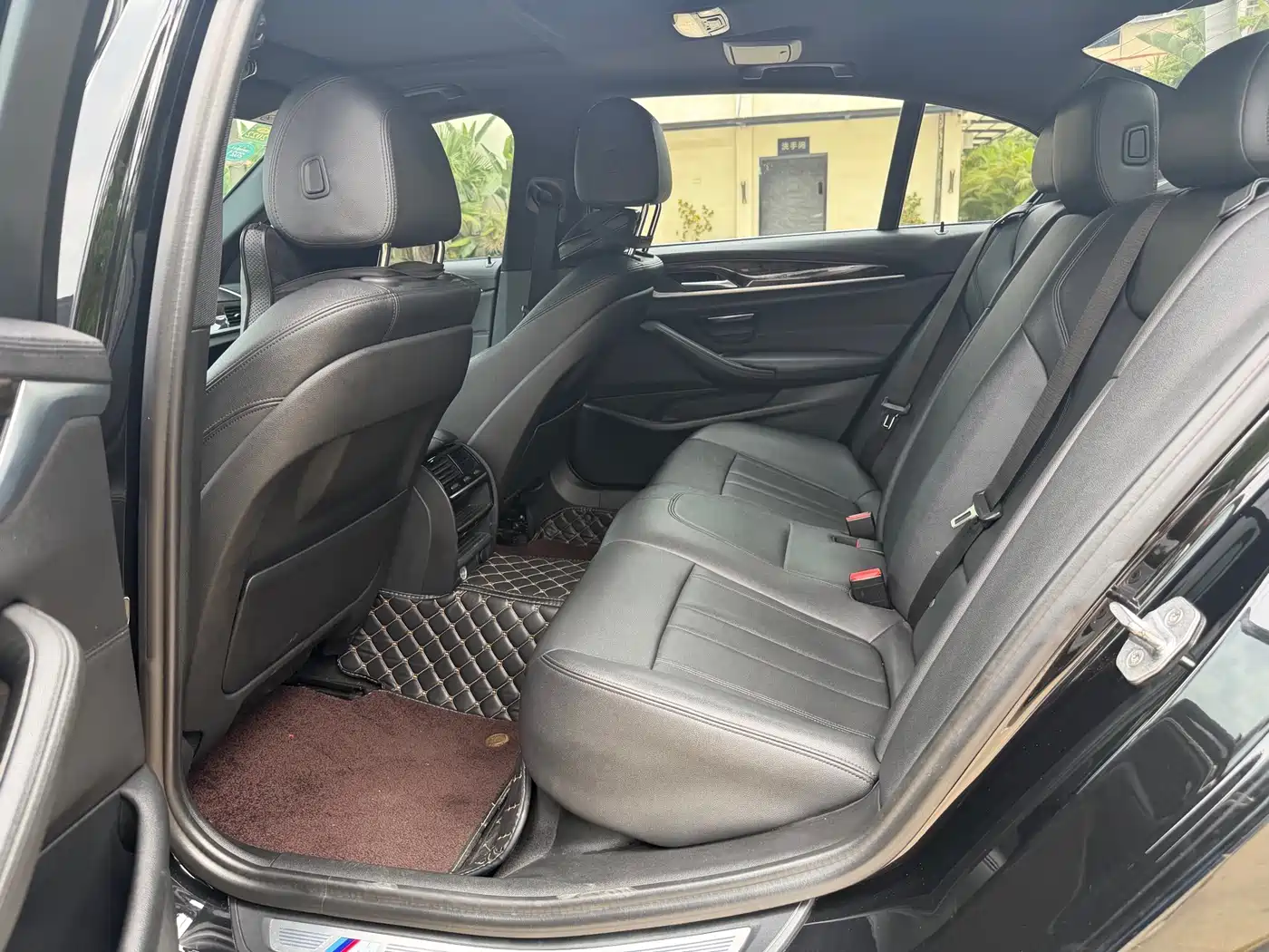 BMW 5 Series 2018 525Li M Sport Package фото 7