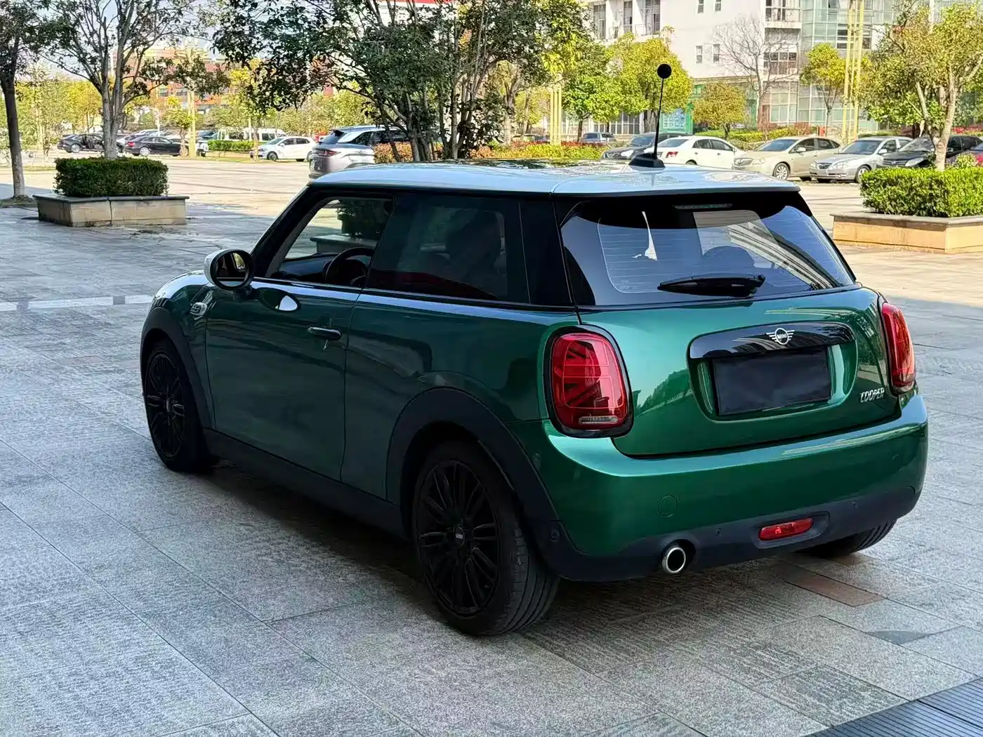 MINI 2021 1.5T COOPER Artist фото 4