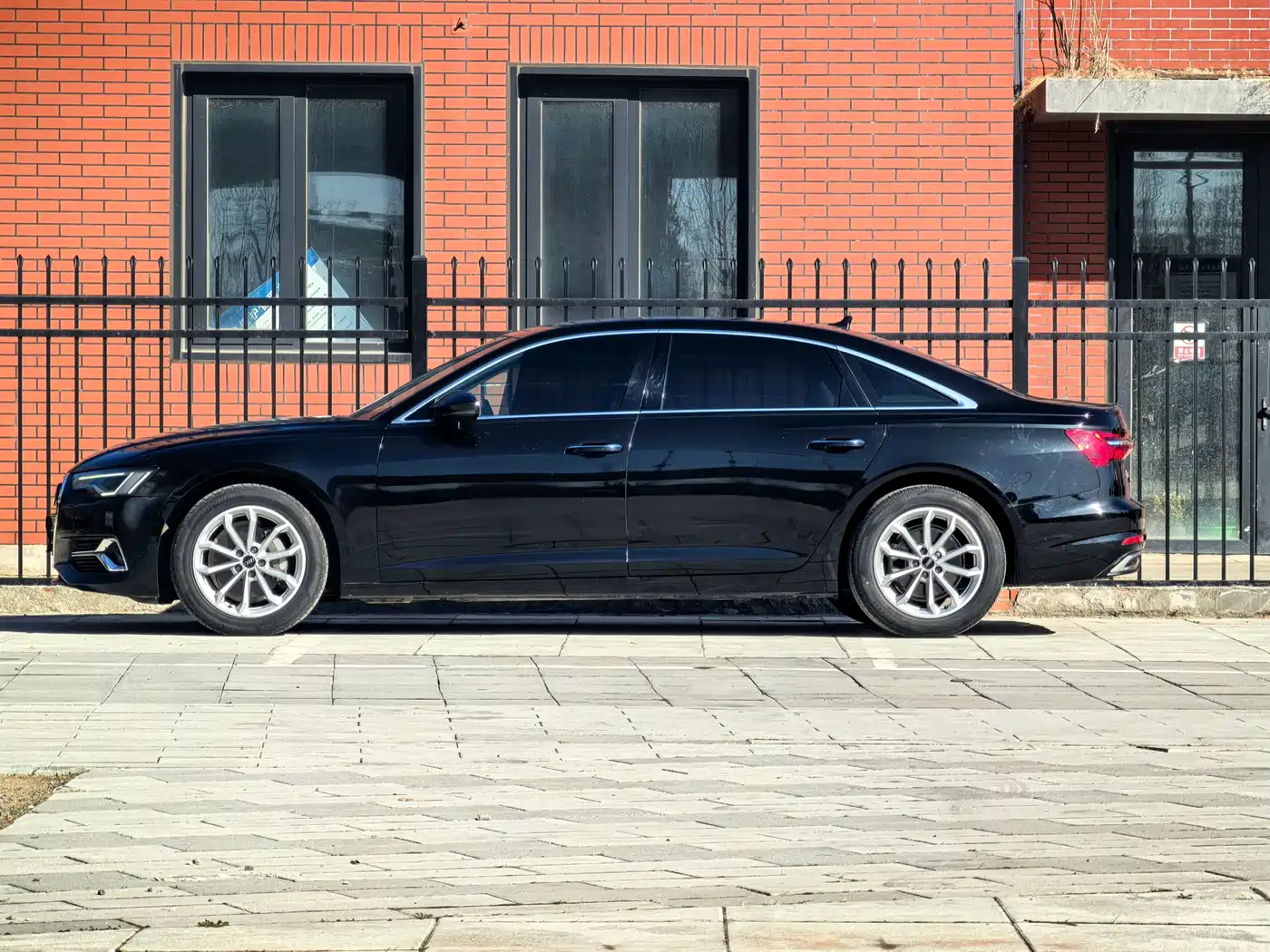 Audi A6L 2024 40 TFSI Luxury Elegance фото 4