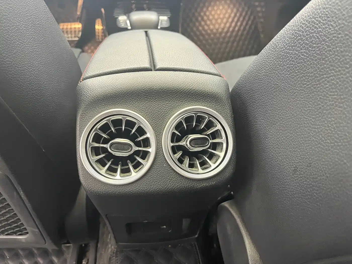 Mercedes-Benz CLA (Import) 2022 CLA 200 фото 13
