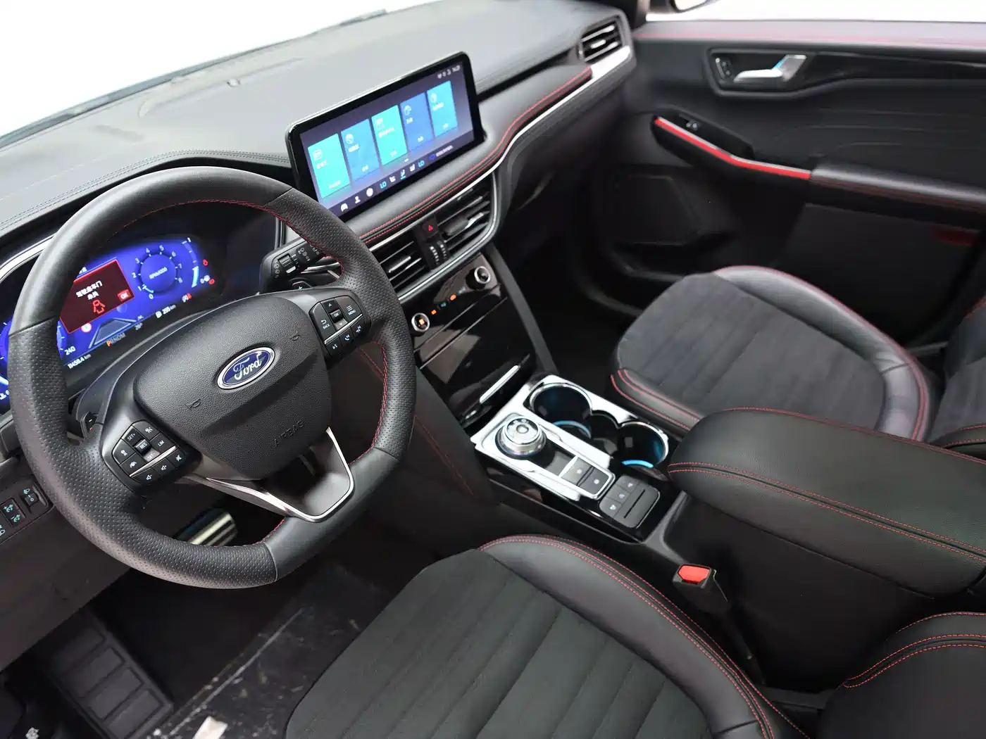Ford Escape 2023 2024 Model EcoBoost 245 4WD ST-Line Pro