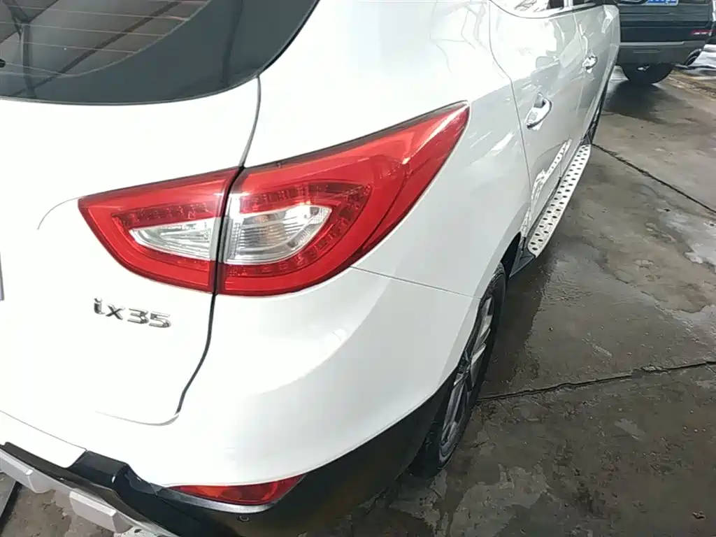 Hyundai Beijing Hyundai ix35 2015 2.0L Automatic 2WD Smart Type China IV фото 8