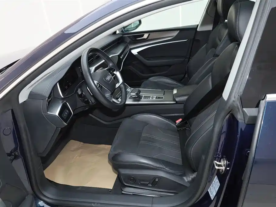 Audi A7L 2024 45TFSI S-line Dream Edition Crystal Package фото 17