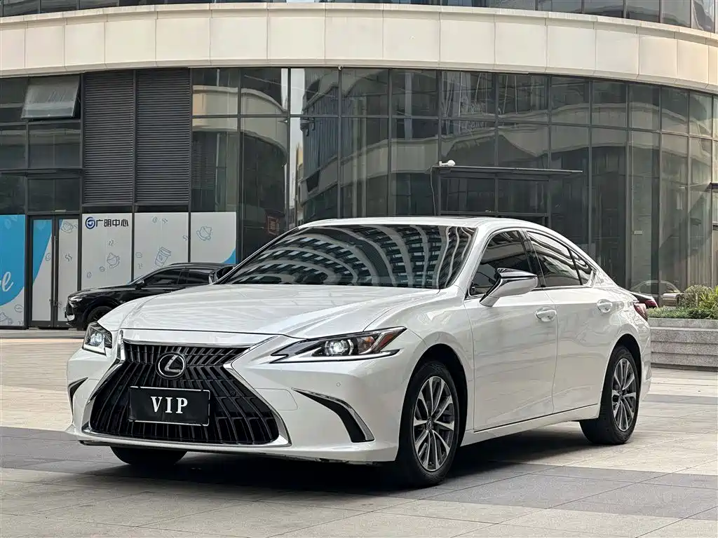 Lexus ES 2022 200 Excellence Edition