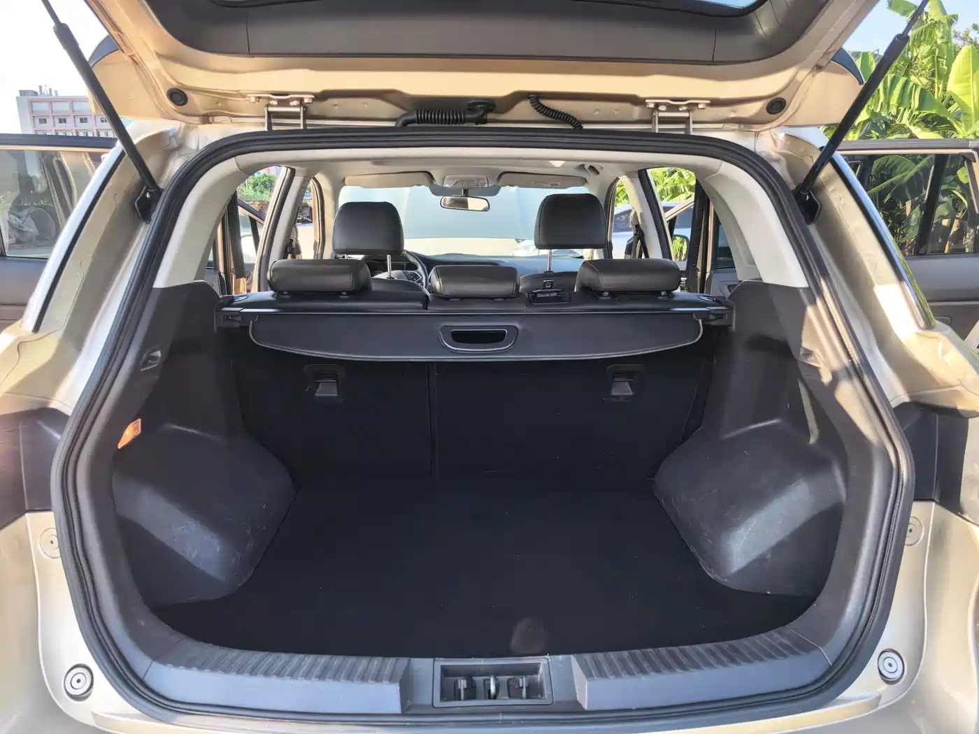 GAC Trumpchi GS4 2015 2015 200T G-DCT Luxury Edition