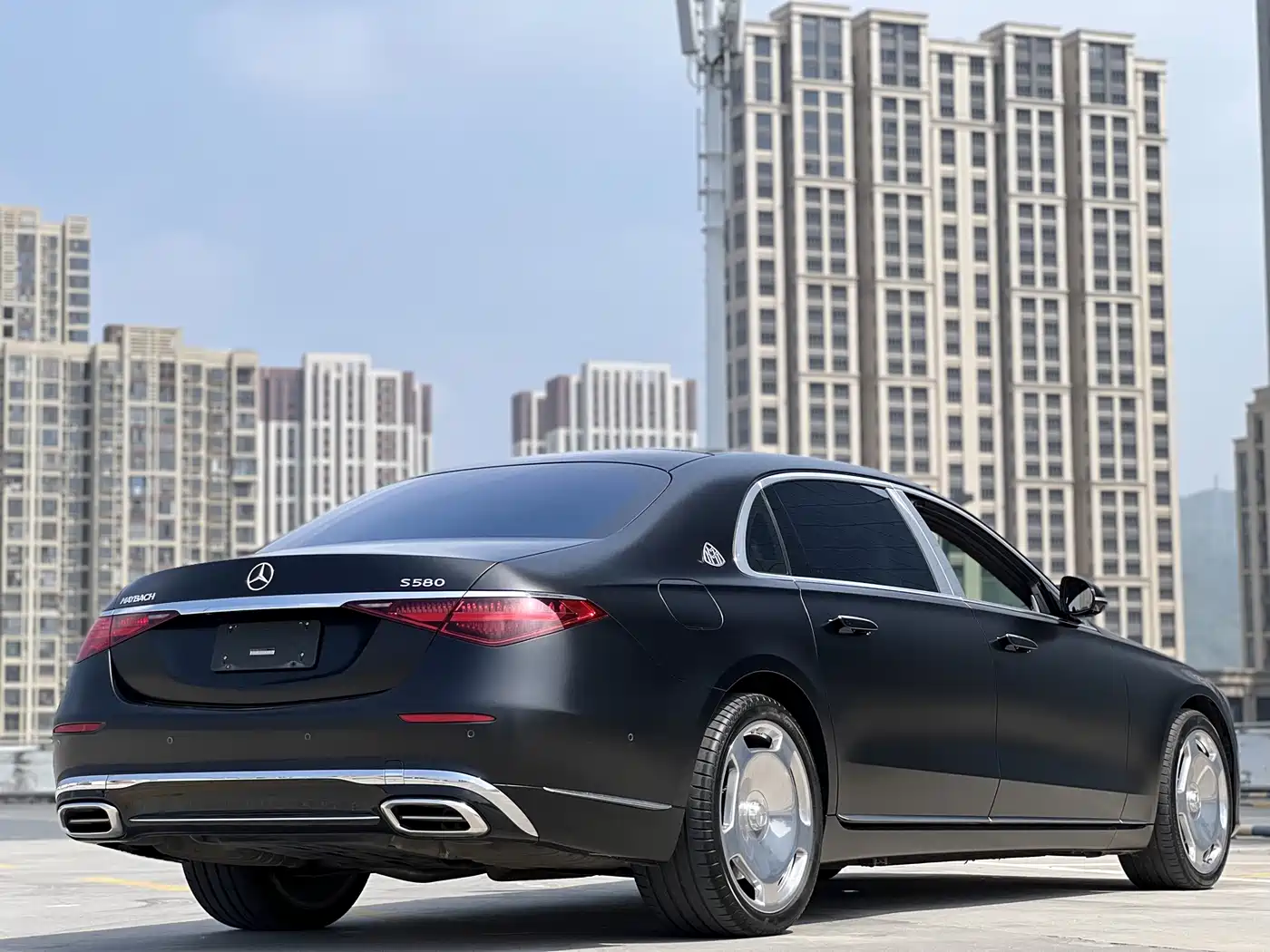 MERCEDES-BENZ MAYBACH S-CLASS