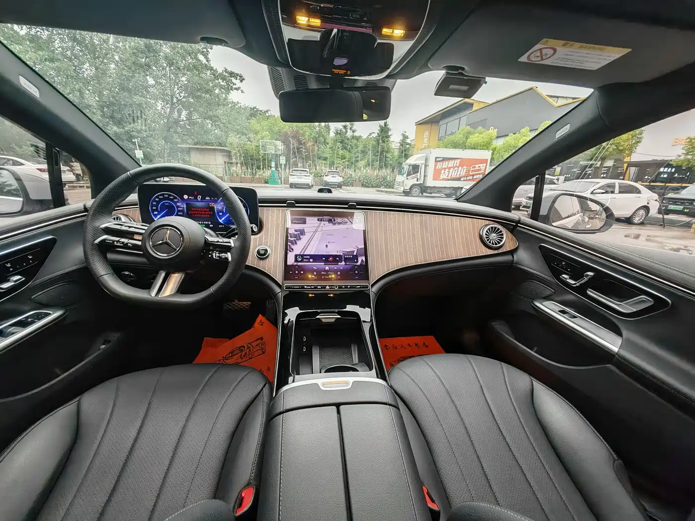 Mercedes-Benz EQE 2022 350 Luxury Edition фото 10