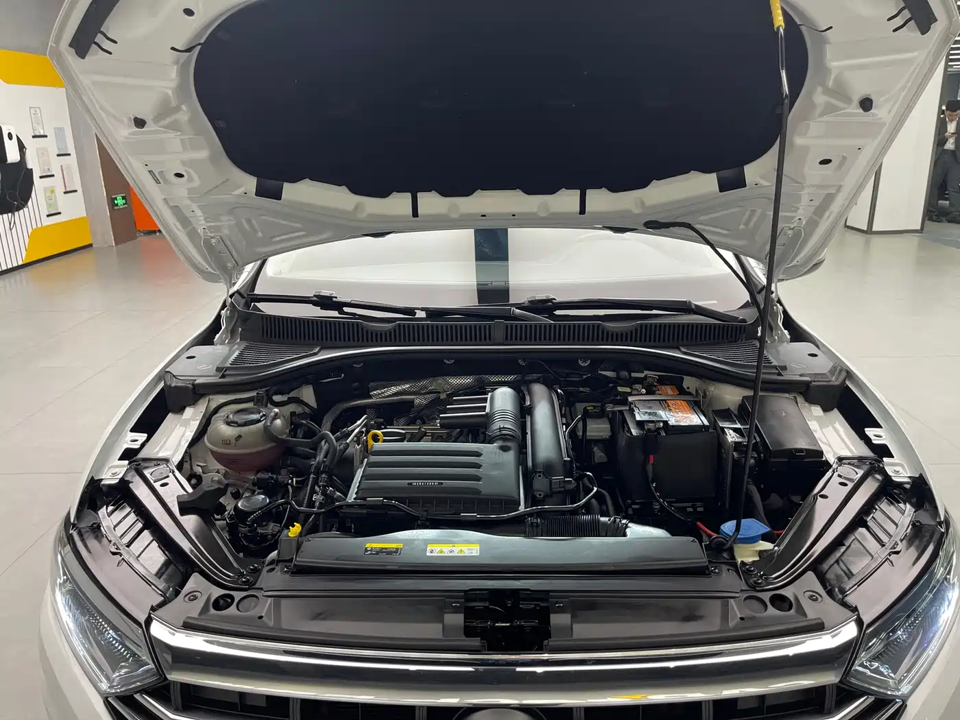 Volkswagen Sagitar 2021 280TSI DSG Luxury Smart Connect фото 26