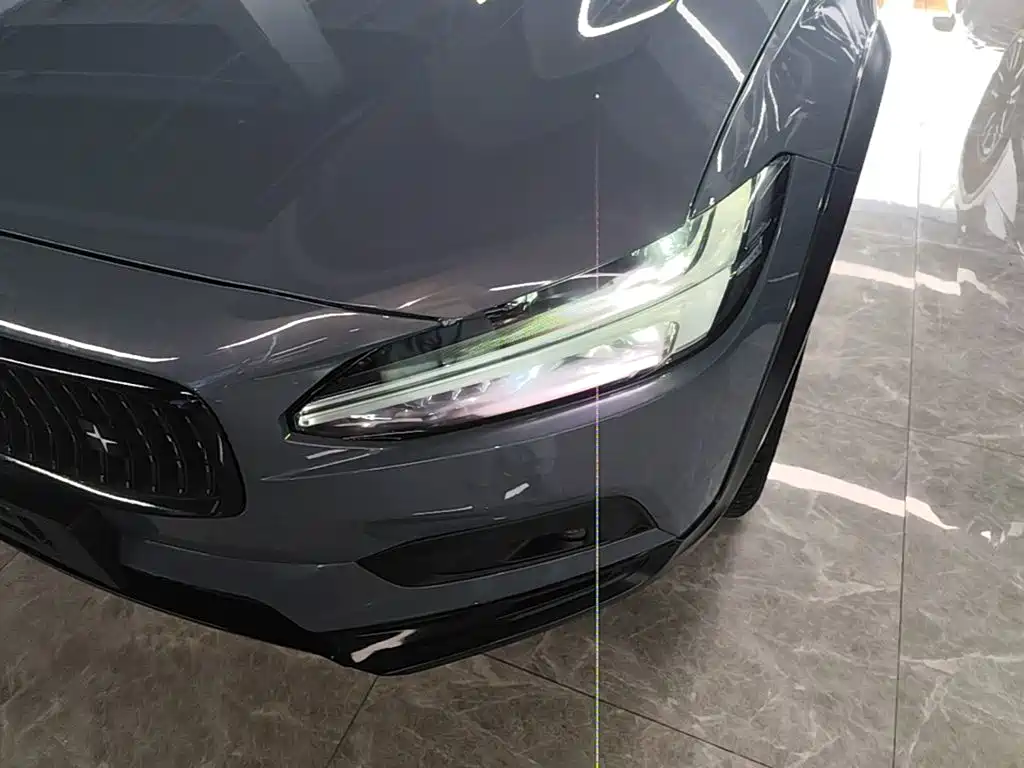 Volvo V90 2021 2021 Model Cross Country B5 AWD Smart Edition