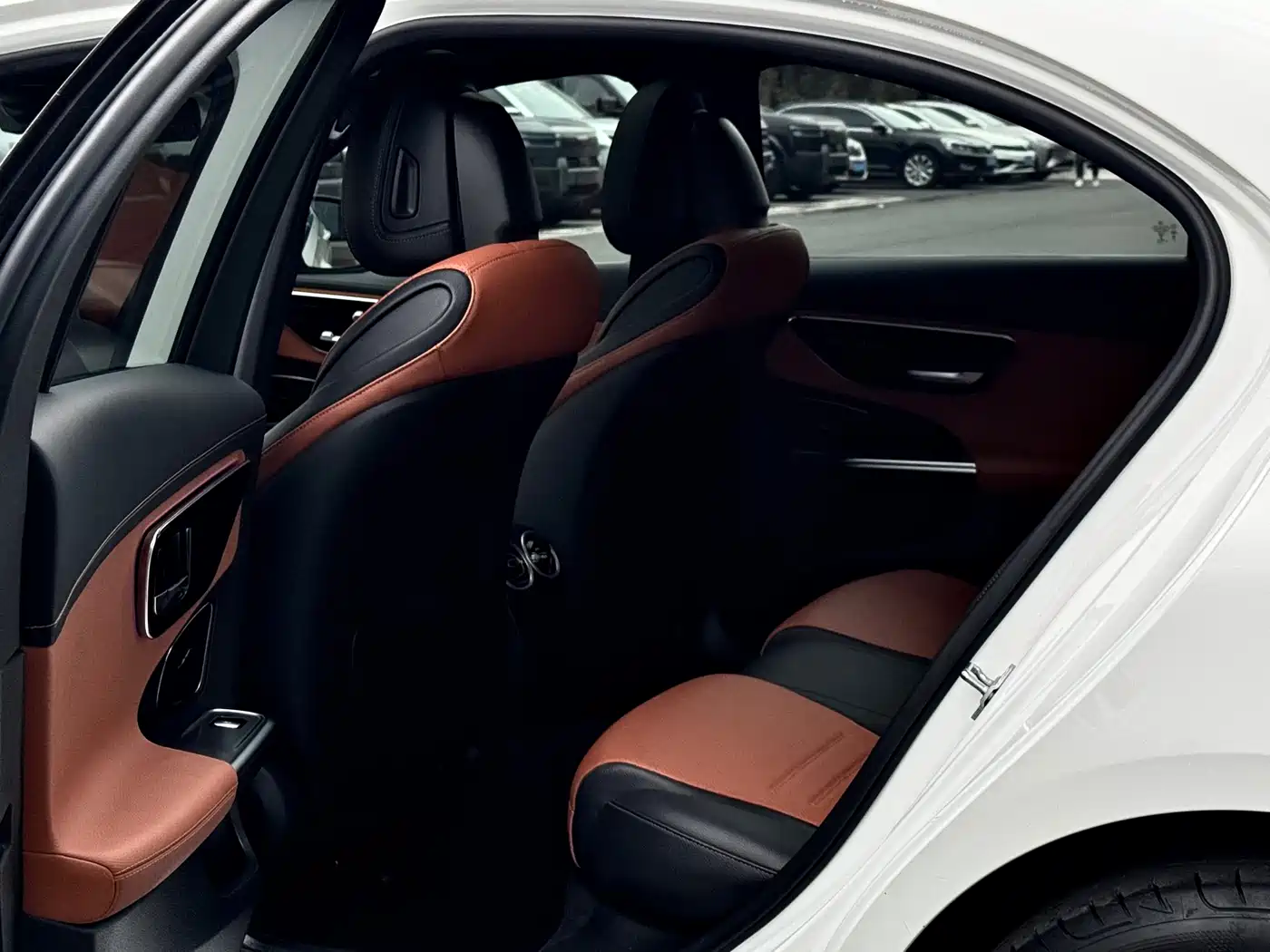 Mercedes-Benz C-Class 2023 C 200 L Sport фото 8