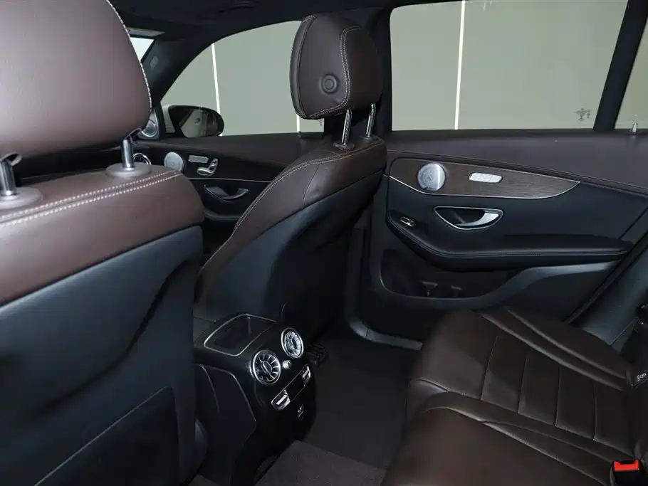 Mercedes-Benz GLC 2022 Facelift GLC 300 L 4MATIC Dynamic Collector's Edition фото 23