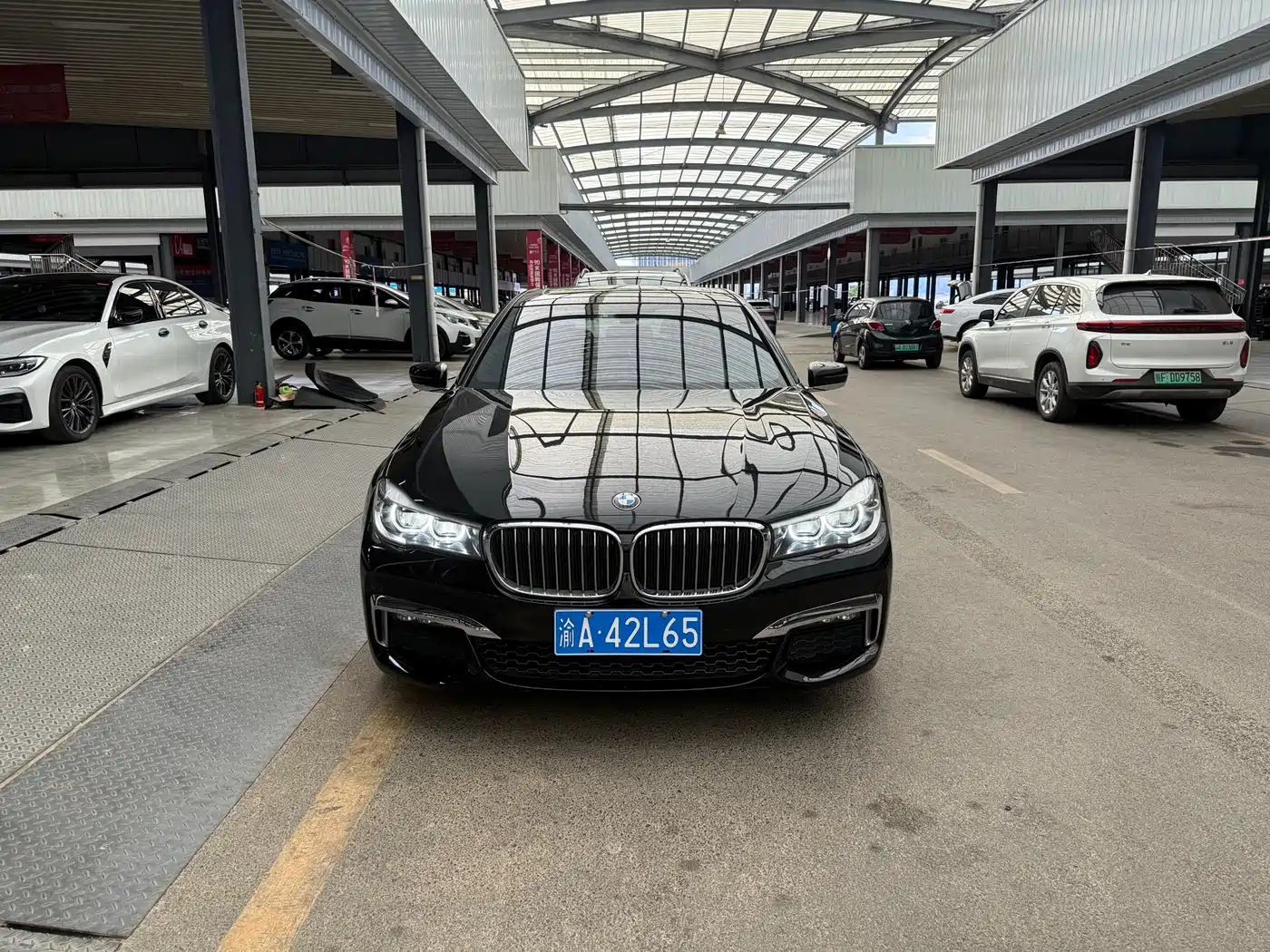 BMW 7 Series 2018 730Li Leading Type M Sport Package фото 3