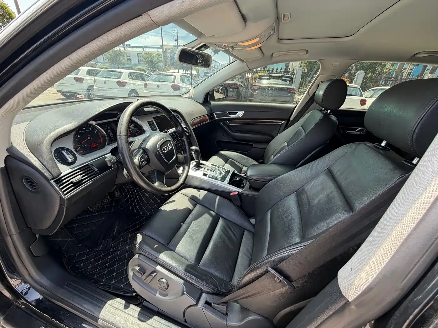 Audi A6L 2011 Model 2.0 TFSI Auto Standard фото 4