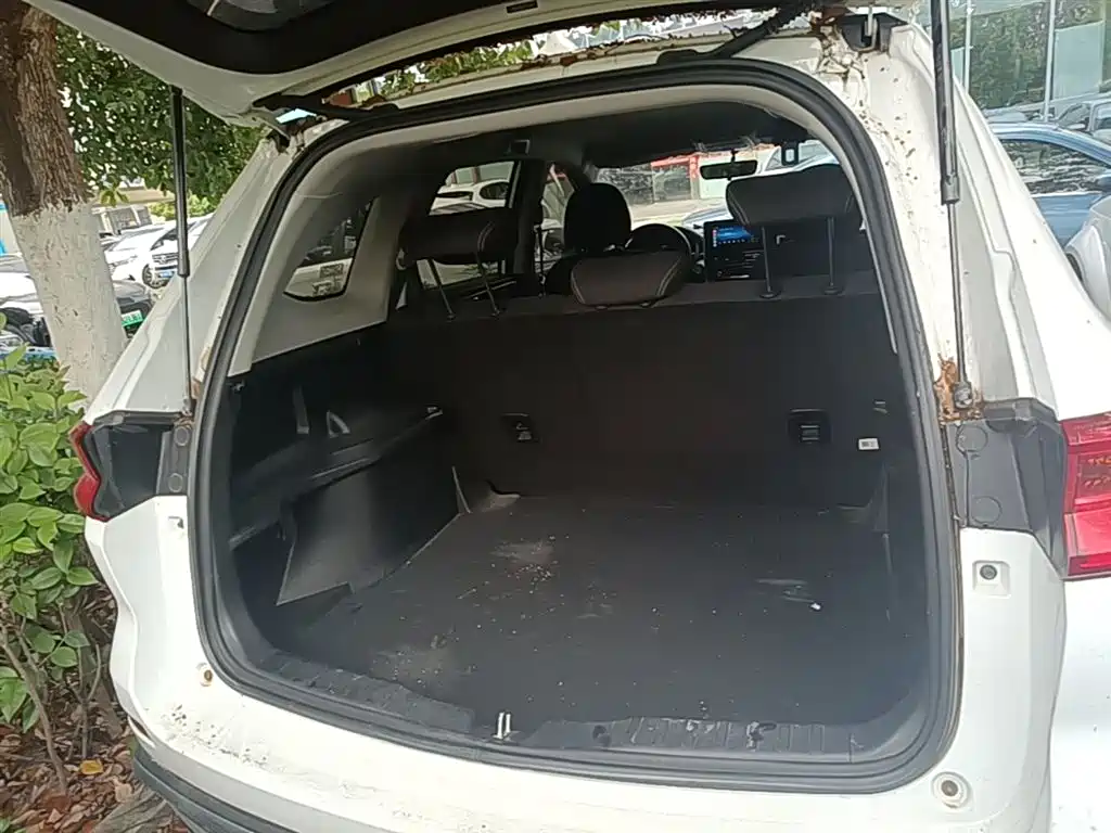 Haval M6 2023 PLUS 1.5T DCT Elite Smart Connect фото 19