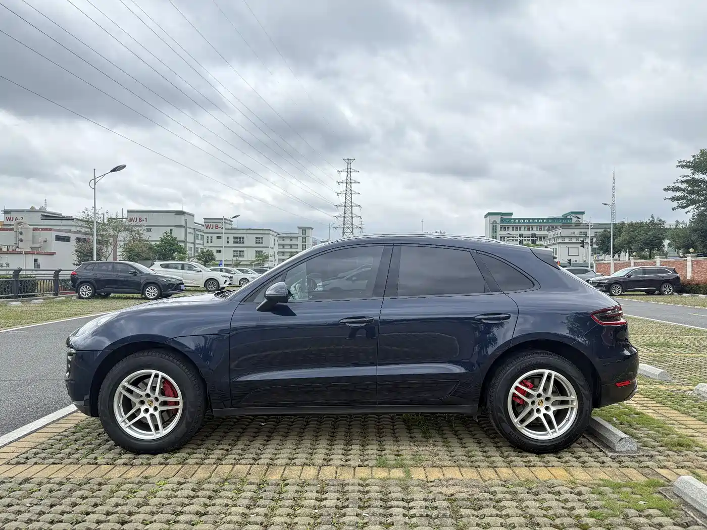 Porsche Macan 2017 Macan 2.0T фото 4