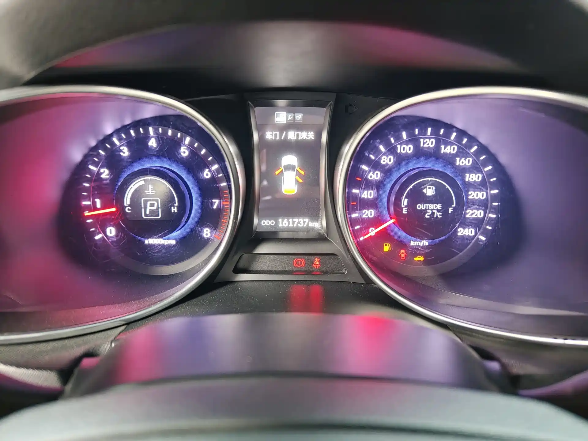 صورة 14 - Hyundai Santa Fe