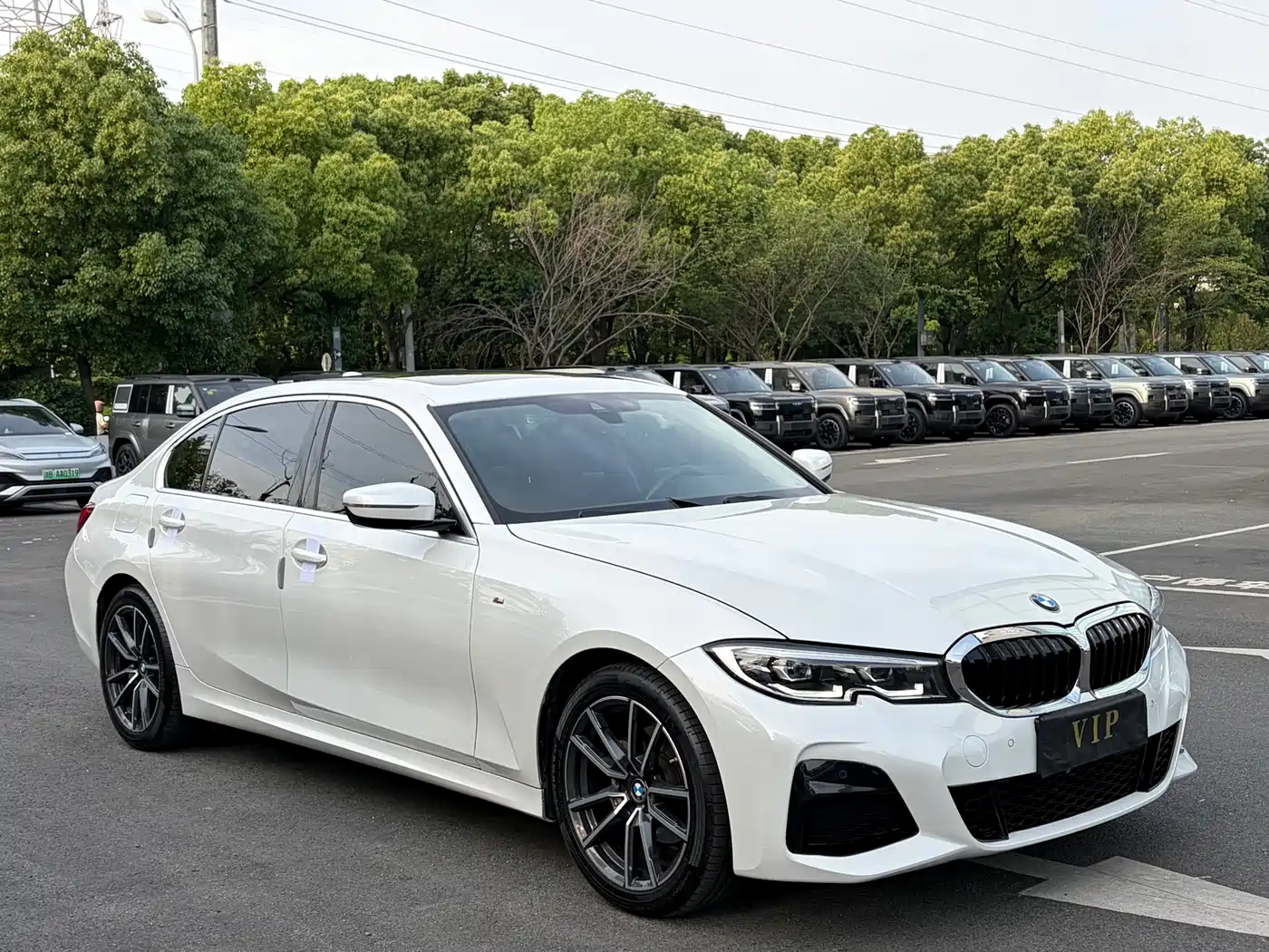 BMW 3-SERIES