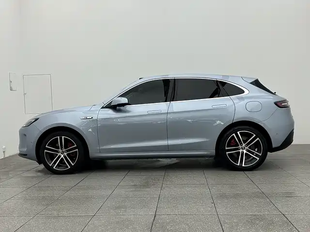 AITO Wenjie AITO M5 2023 Pure Electric AWD Smart Drive Edition фото 8