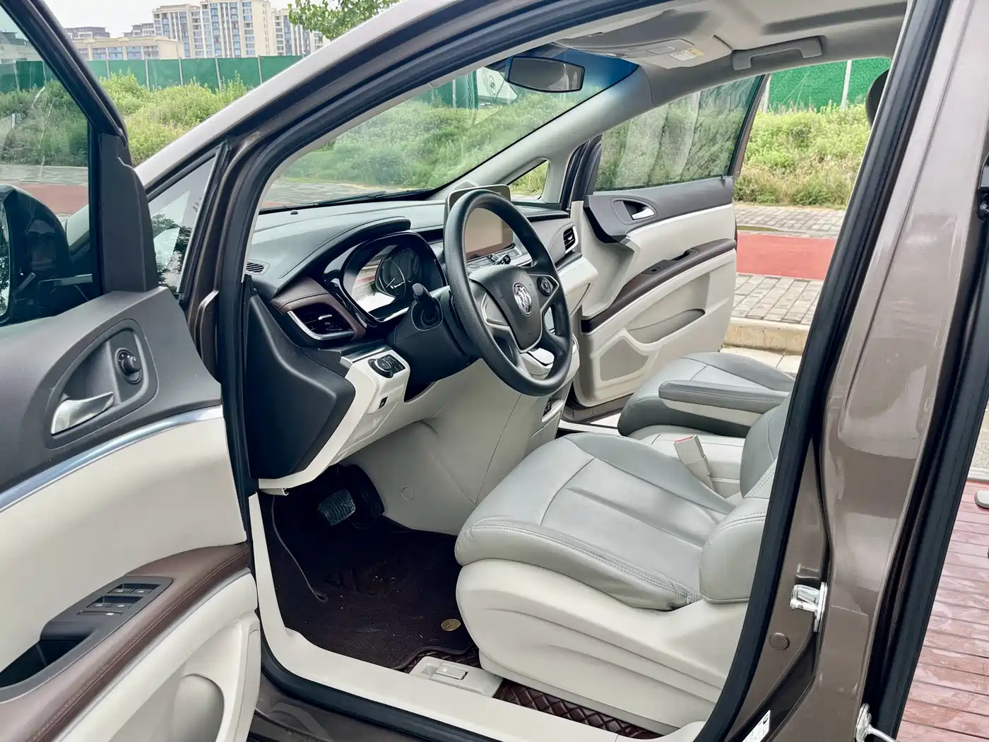 Buick GL8 2022 Land Business Class 652T Comfort фото 8