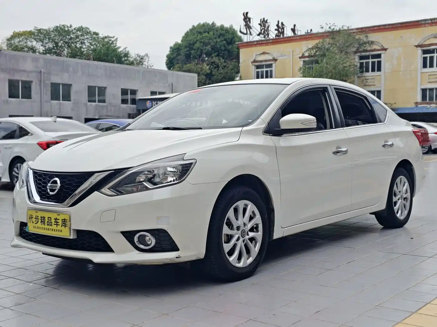 Фото 1 - Nissan Sylphy