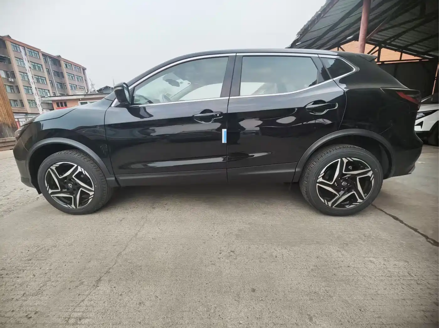 NISSAN QASHQAI