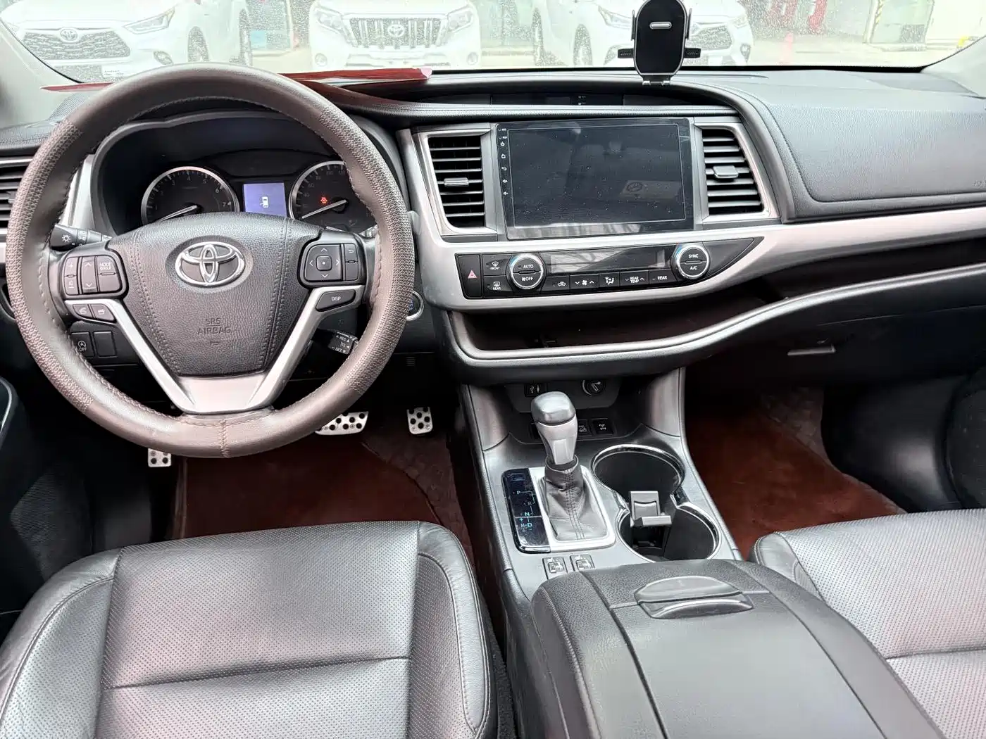 Toyota Highlander 2015 2.0T AWD Luxury Edition 7-seater фото 12