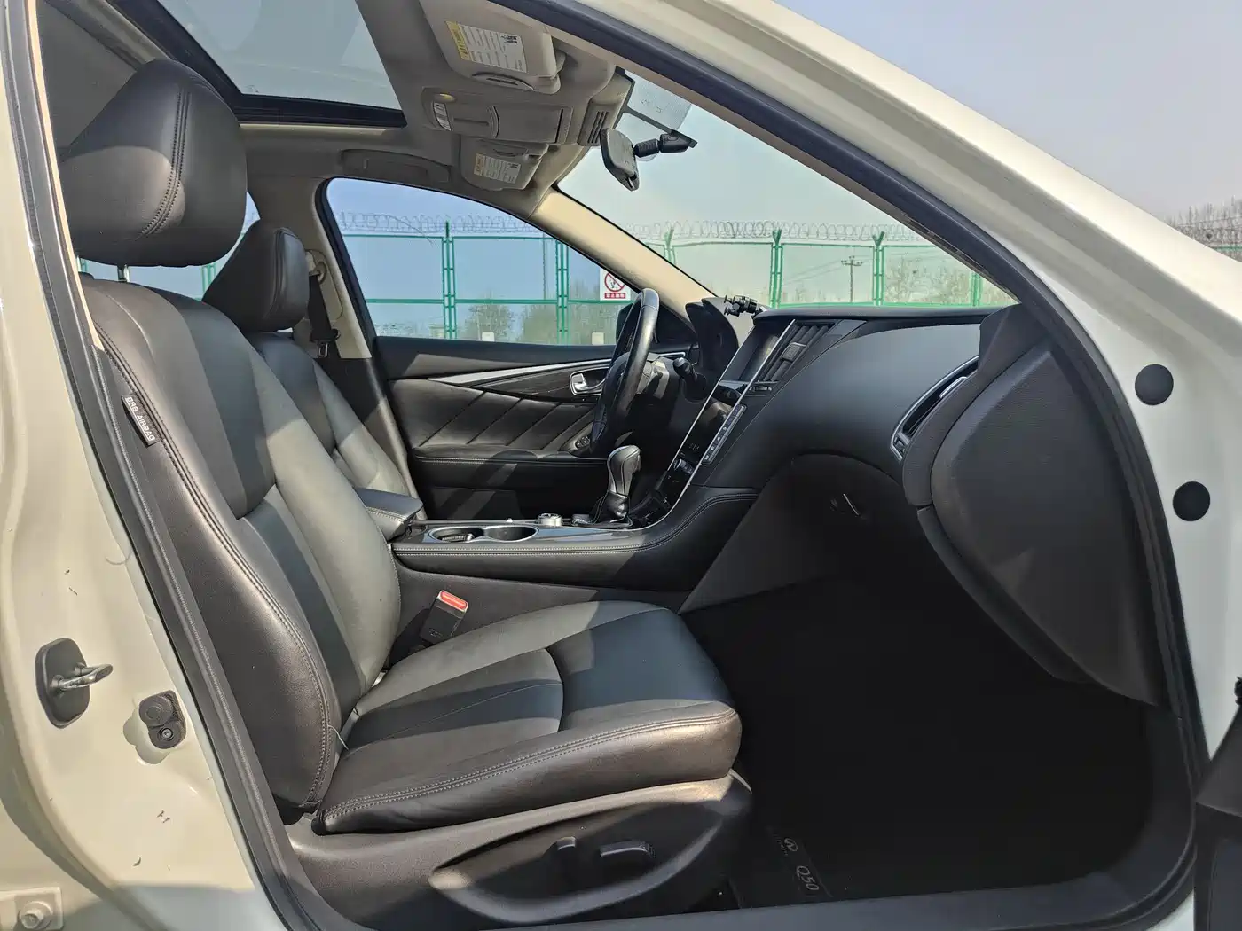 Infiniti Q50L 2017 2016 Model 2.0T Comfort Edition