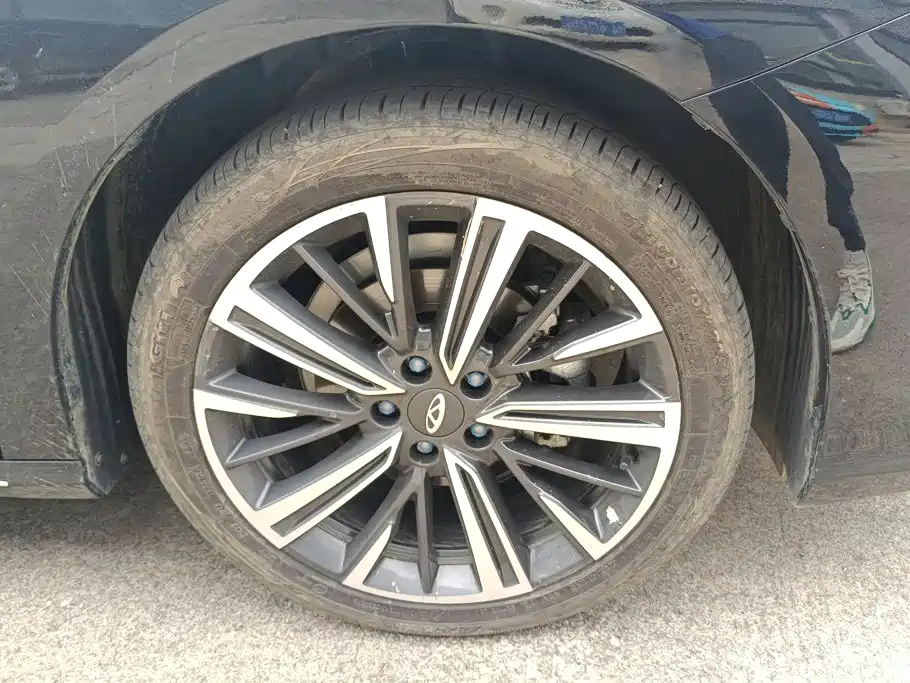 Фото 6 - Chery Arrizo 8
