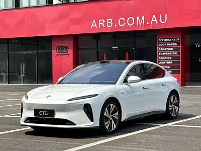 NIO ET5