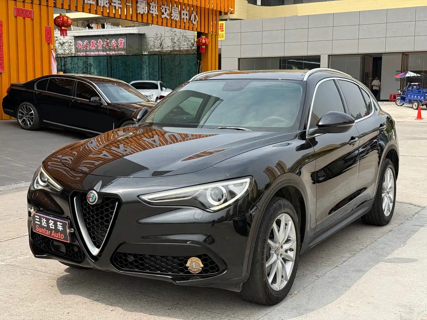 Alfa Romeo Stelvio 2019 2017 2.0T 200HP Luxury Edition